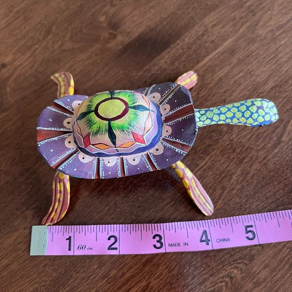 Turtle, Artist Painted & Signed - Picture 5 of 6